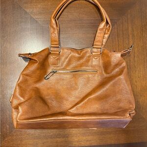 Elegant Tan Leather Tote Bag